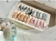 冬にも⛄️夏にも🌺ピッタリ！ニュアンスネイル！