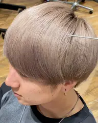 【期間限定価格✨】メンズブリーチ＋オンカラー＋トリートメント（ミニモ学割対応）