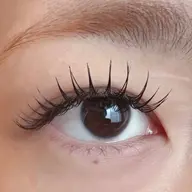 フラットラッシュ80本（まつ毛の負担を最小限&シングルでは出し切れないボリューム）ブラウン＋500円