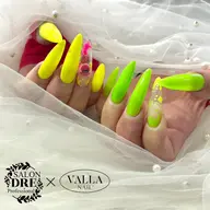 大牟田初☆最新韓国ブランド!! VALLAジェルデザイン💎