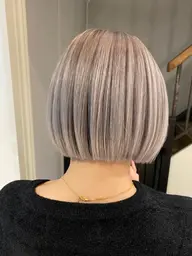 【外国人風】カット＋ダブルカラー『全頭ケアブリーチ＋フルカラー』