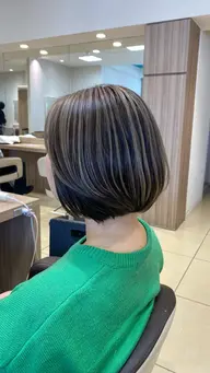 【白髪をデザインに】🫧カット+ハイライトor白髪ぼかし+カラー+3stepトリートメント🫧