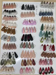 定額ハンドデザインネイルCコース(オフ、甘皮処理込み)