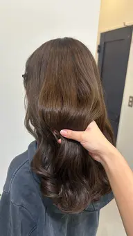 切りそろえカット+やわらか透明感カラー🫒🛁