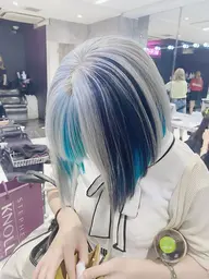 ‎𓊆✩.*˚殿堂入りクーポン✩.*˚‎𓊇シングル艶カラー➕デザインカット➕髪の体幹補修シャンプー➕ケアカラーTR