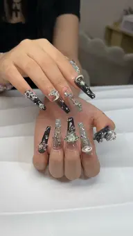 【ジェル】10本長さだし+10本アート+パーツ/ストーン付け放題13,500円