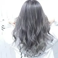 【明度さ◎】コントラストハイライト入れ放題＋オンカラー＋トリートメント