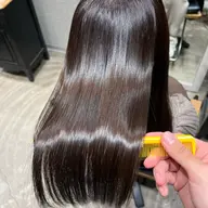 美髪矯正　¥20,000