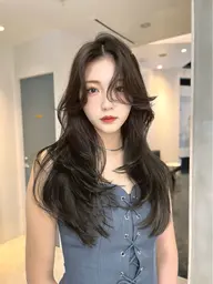 【🇨🇳ワンホンレイヤーカット🇨🇳】➕乾燥ケアトリートメント✨🦋(パサつき、乾燥が気になる方おすすめ)❤️