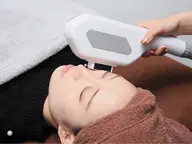 つるすべ美肌脱毛🧖‍♀️お顔の産毛をなくしお肌触りトーンUP❣️❣️幹細胞洗顔パック&スチーム&コラーゲンで保湿🧴