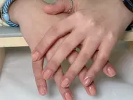 リュアンスネイル