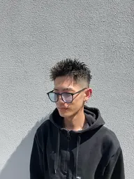 【夜限定価格】カット＋ツイストパーマ　¥12,000→¥8,800