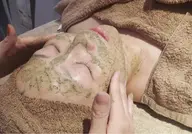 痛みなし、剥離なし★今話題のREVI陶器トリートメント♪お肌を細胞から活性化!陶器の様につるんとしたお肌へ♪