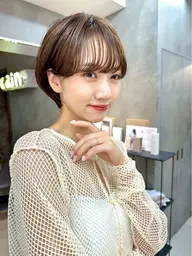 毛先が曲がるショート矯正（巻ける/地毛風/シャキンとしない自然な仕上がり/ブリーチ矯正/美髪矯正/酸熱トリートメント）