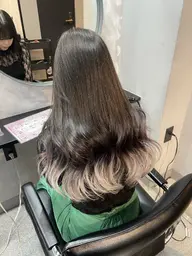 💚結んでも巻いても可愛い裾カラー(3〜4センチまで)💚ブリーチ&カラー&トリートメント💚