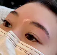 ハリウッドブロウリフト(眉毛)