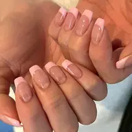 【フレンチネイル💫】オフ込み✨+¥1000でベースカラーお選びいただけます🌼