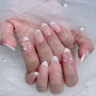 ❤︎フレンチネイル❤︎オフあり初回オフ無料
