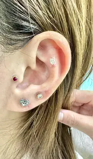 耳つぼジュエリー【小、中、大 4個】(大は1個まで)