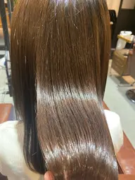 【人気】イルミナ艶カラー♪+小顔カット(炭酸泉付)