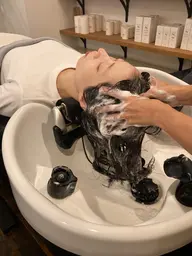 選べるヘッドスパ+Aujua1stepトリートメント (ドライ込み)