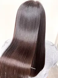 【☀️夏に向けてうる艶ストレート☀️】髪質改善クオライン縮毛矯正+カット+カラー+トリートメント