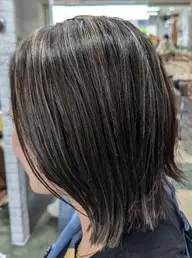 カラー·ハイライト·５ステップINBORNシステムトリートメント