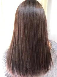 艶髪　おすすめ⭐️酸性縮毛矯正⭐️中間処理剤込み⭐️カット　シャンプーブロー　⭐️アフタートリートメント　サラ艶