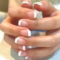 フレンチネイル（ご新規様オフあり）