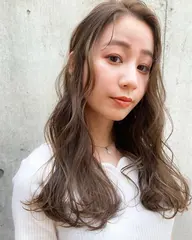 🌿似合わせカット+明るめカラー🌿ワンカラーで作る柔らかいベージュと似合わせカットでおしゃれヘアに✂️