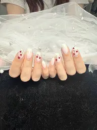 60分持ち込みデザイン✨️(アート4本まで)