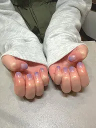 【オフあり】グラデーション✨ハンドネイル（スキンカラーやラメ以外のカラー）