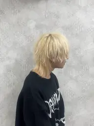 【🎶メンズ限定🎶】ケアブリーチ➕ケアカラー➕内部補修トリートメント❄️ミニモ学割