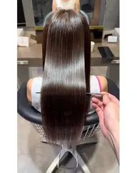 ・平日限定《初回来店～３回目まで可能》縮毛矯正（ハイグレード縮毛矯正＋¥2000）