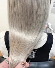 【ペール系ハイトーン】カット＋2回ブリーチ＋カラー