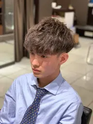 🌈メンズ限定🌈🙆‍♂️【カット＋ツイストスパイラルパーマ＋眉カット＋TOKIOトリートメント💐】11000円‼️