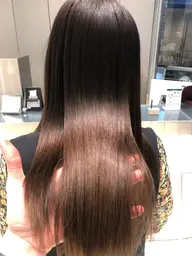 美髪矯正ストレート＋カット＋髪質改善トリートメント
