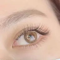 【LEDマツエク】《24歳以下の方限定》オフ込☆フラットラッシュ120本🍑