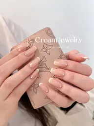 フィルインオフ/フレンチネイルꕀ♡