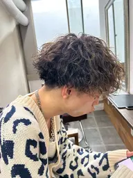 【👦🏻ミニモメンズ限定クーポン👦🏻】カット+選べるデザインパーマ【波巻き、ツイスパ⠀】
