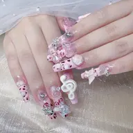 モデル限定 価格」チップ・長さ出し・パーツつけ+アートし放題(オフ別料金1000円)