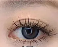 話題の漫画デザイン☆束感ボリュームラッシュ140本