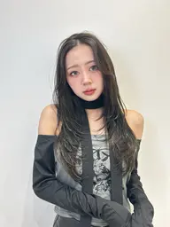 【社内最高ランク𝙨𝙩𝙮𝙡𝙞𝙨𝙩🦋】韓国式小顔カット➕高保湿ケアトリートメント✨