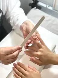 オトナのための艶めきネイルケア