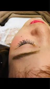 マツエクつけ放題（140本まで）