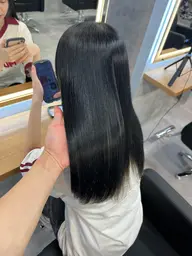 ⬛️就活やバイトに向けて！⬛️ブリーチしたら落ちる黒染めカラー！？（ワンカラー）＋巻きorストレート仕上げ⭐️