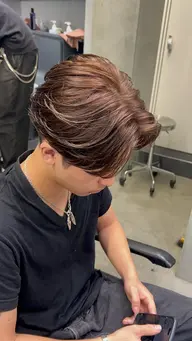 ブラウンカラー