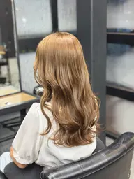 🦄【ブリーチなしWカラー】🦄ブリーチなしで髪に明るさがほしい方お任せください♪表記は【ロング料金】です!