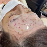 おでこのWax脱毛　ハイドロジェリーマスク付き