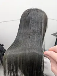 イルミナカラー＋ウルトワ水素トリートメント＋オージュアトリートメント